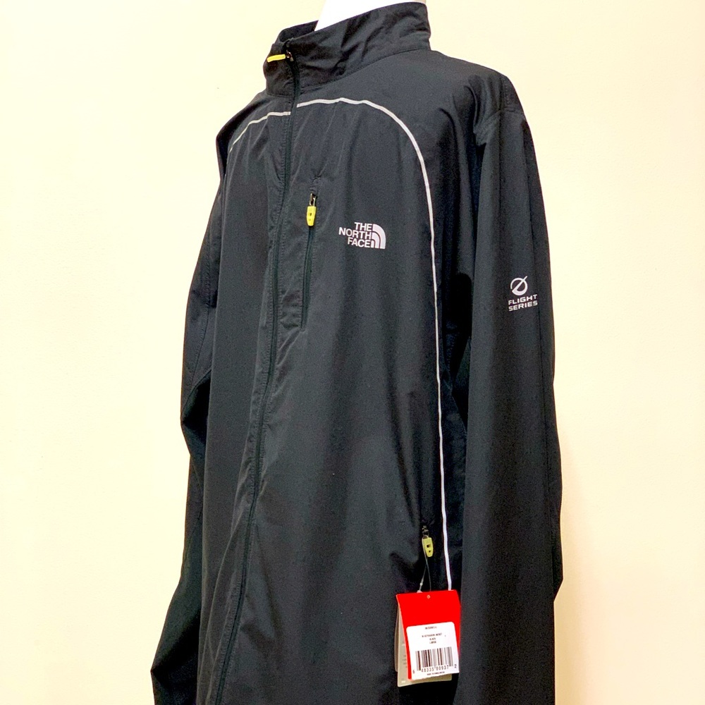🗻THE NORTH FACE💨LARGE Windbreaker